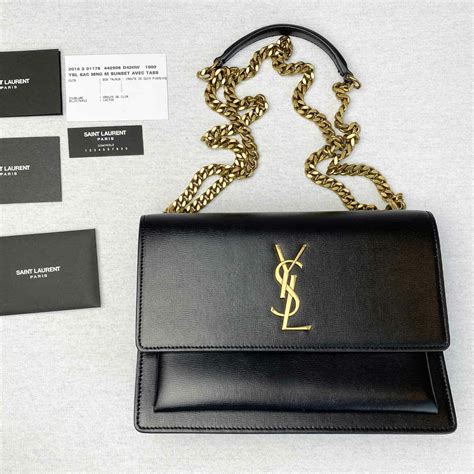 ysl handtas.